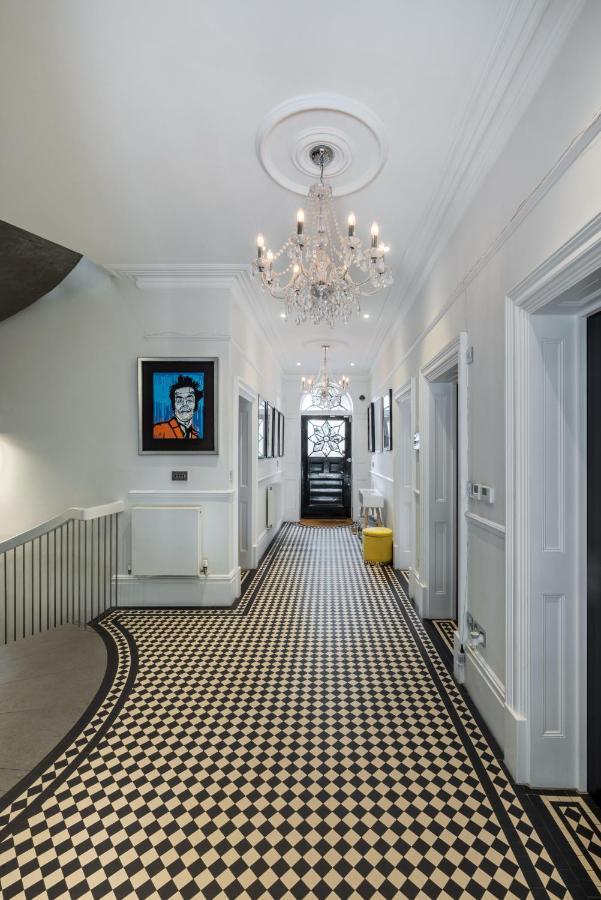 Dream House London With Gym, Cinema And Housekeeper Villa Ealing Exterior photo